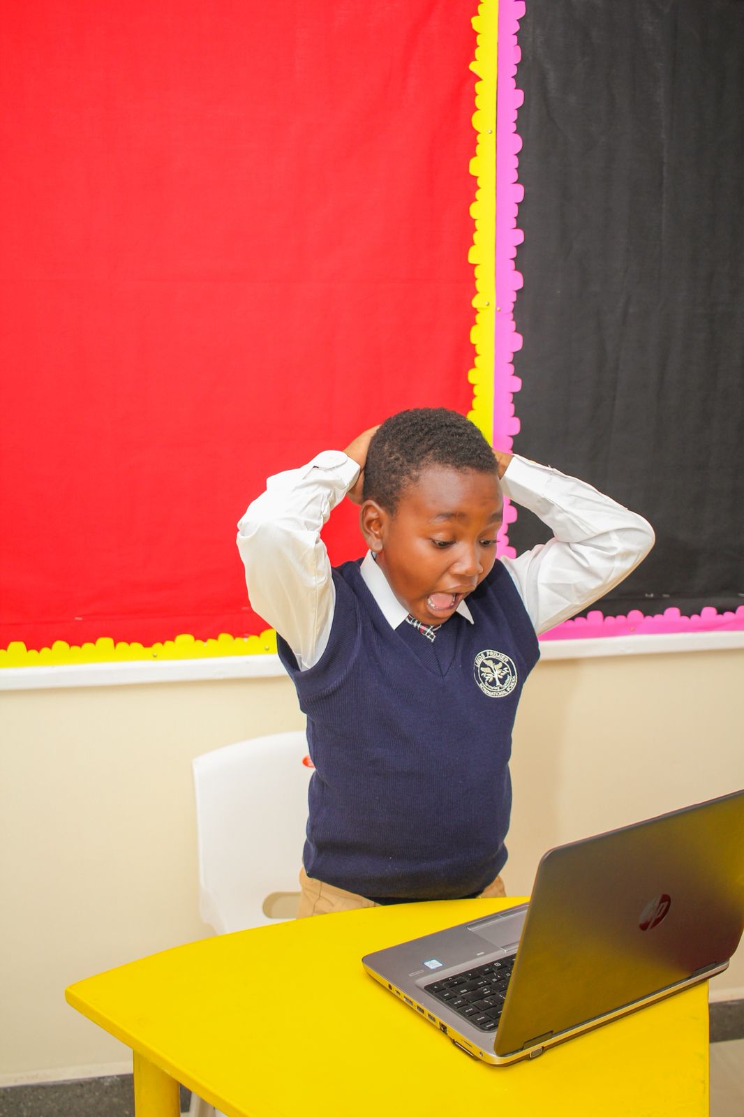 Cambridge Primary School in Kenya – Leeds International School Kitale students learning